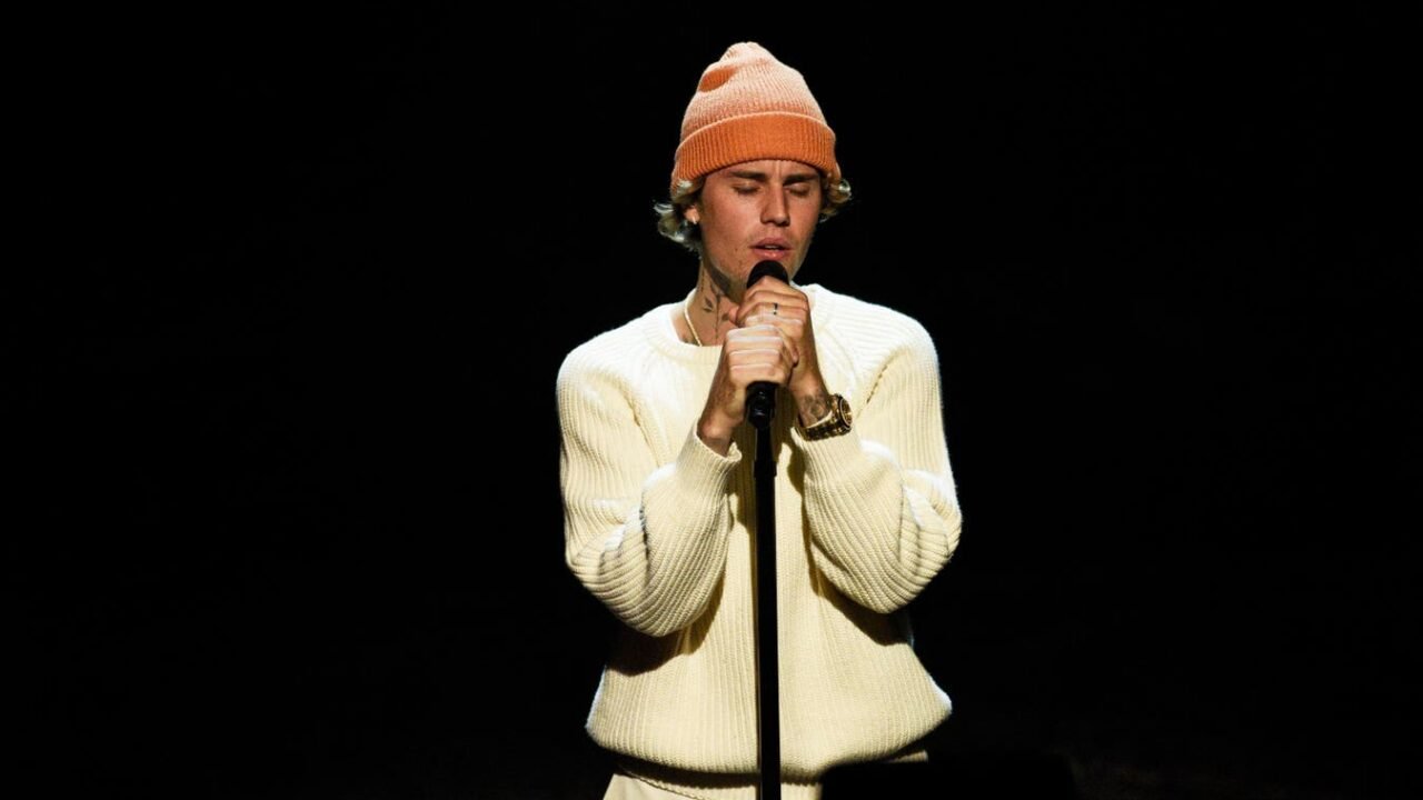 Justin Bieber Builds On ‘Swag’ Album With Quick Follow-Up ‘Swag II’