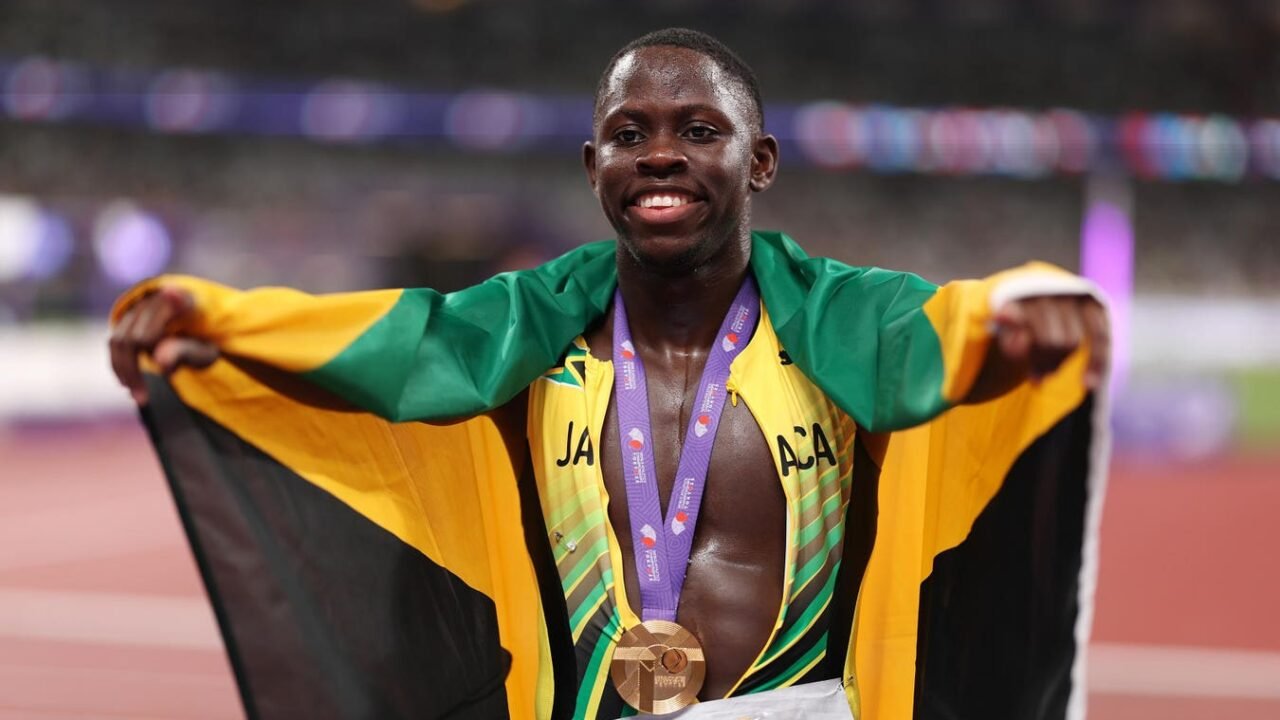 Oblique Seville Wins The 100-Meter World Title