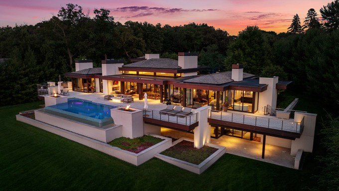 Minnesota’s Second Priciest Home Is This $22 Million Lake House