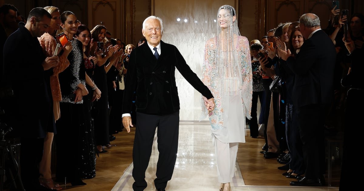 Giorgio Armani’s Will Tells Heirs to Sell the Brand or Seek IPO