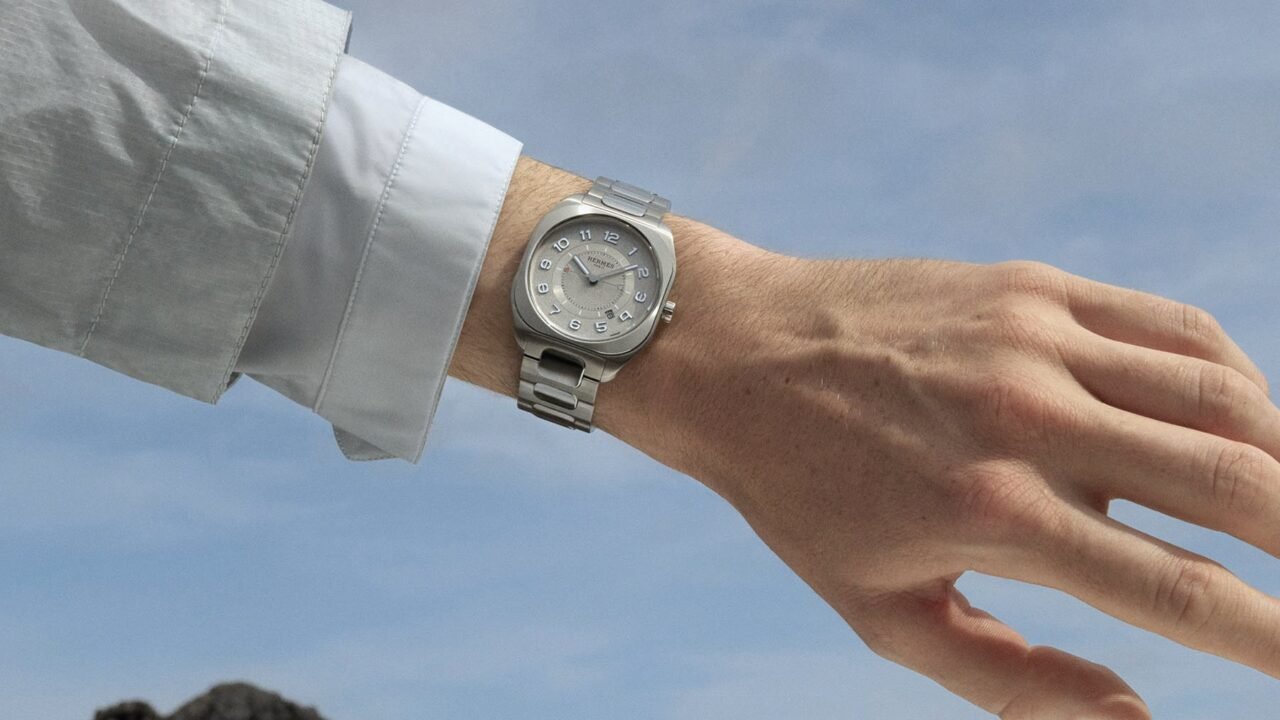 【F】 The Hermès H08 Gets Two New Light And Urban Styles