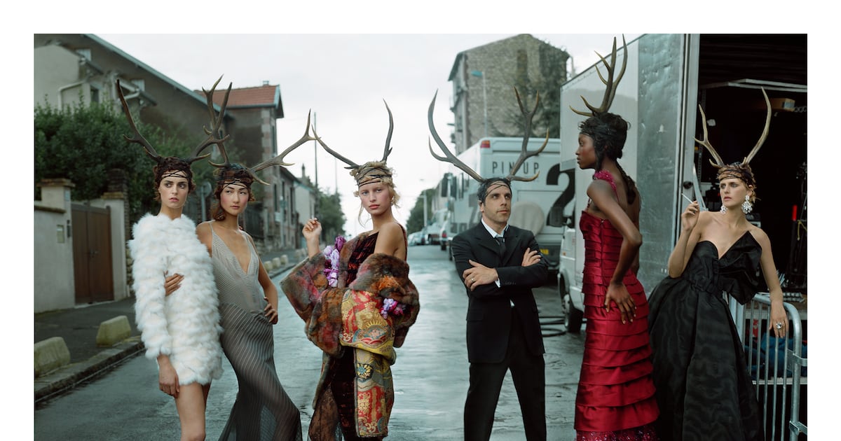 Inditex-Linked Foundation to Stage Annie Leibovitz Exhibition in Spain
