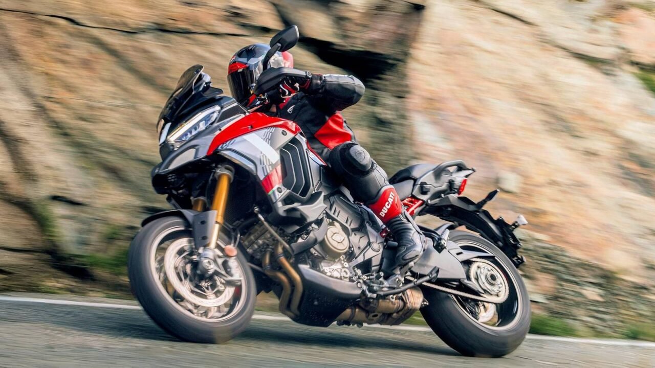 10 Fast Touring Bikes That Nail The Sweet Spot Between Speed And Comfort
