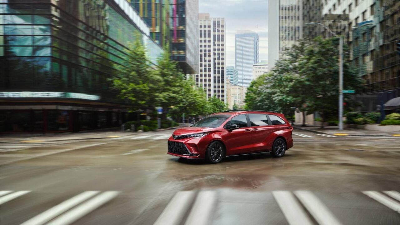 2026 Toyota Sienna Interior And Exterior Picture Gallery