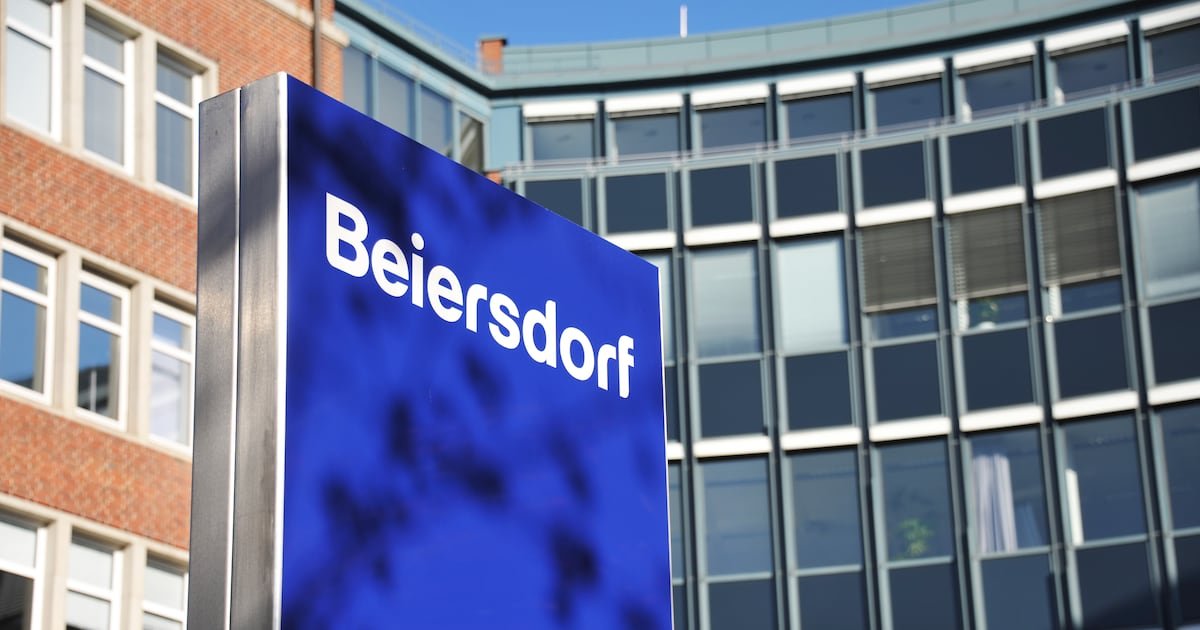 Beiersdorf Cuts Forecast as Skincare Sales Slow