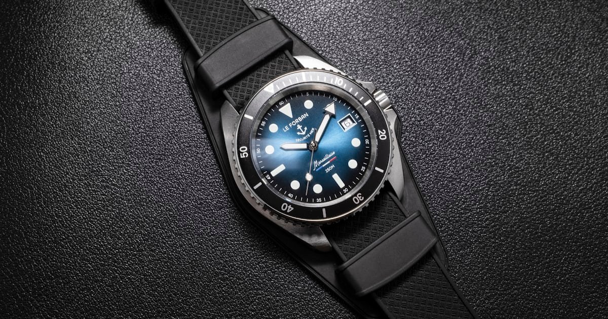 Hands-On: The Le Forban Marseillaise With What Might Just Be A First – The ‘Dive Bund’