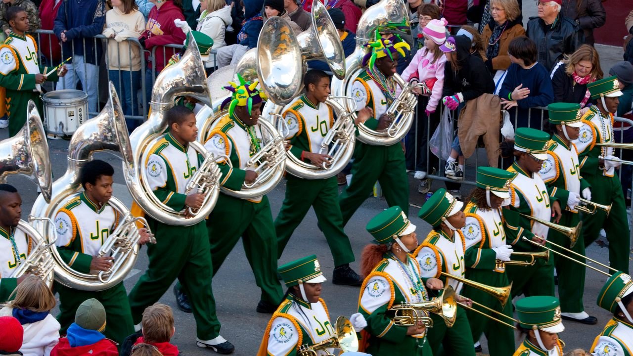 Instead of New Orleans, I Took Amtrak’s New Mardi Gras Train to Alabama