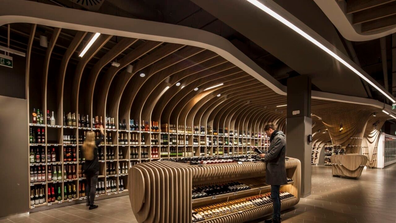 How to Make Informed Choices in a Crowded Supermarket Aisle